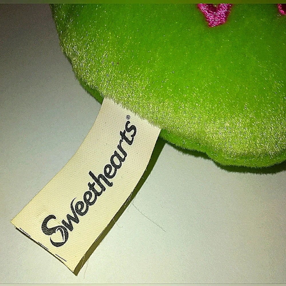 SWEETHEART LOVE PLUSH Lime Green - Picture 4 of 5